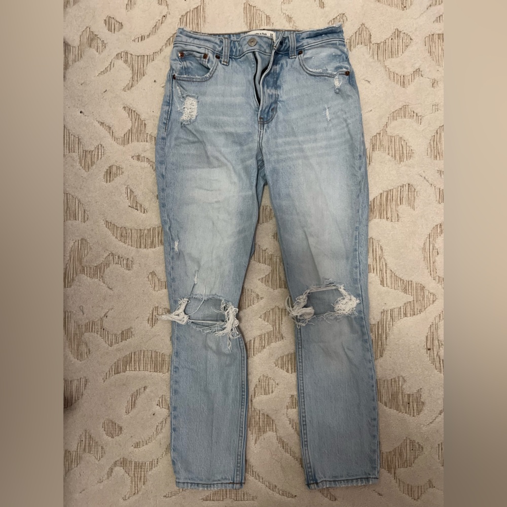 Abercrombie Curve Love Ripped Jeans Gem